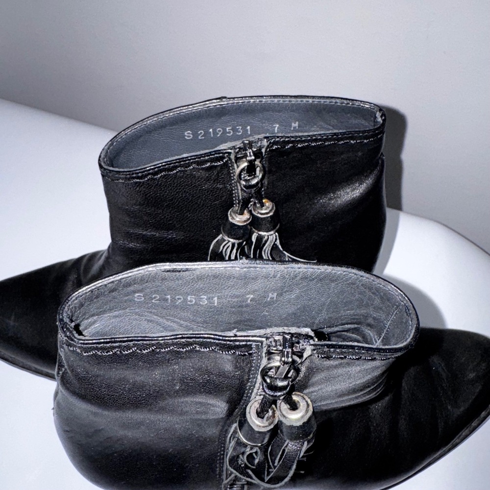 Stuart Weitzman Black Leather Tassel Side Zip Ankle Booties Block Heel Size 7 - Picture 6 of 12